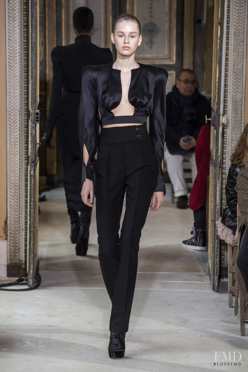 Olivier Theyskens fashion show for Autumn/Winter 2019