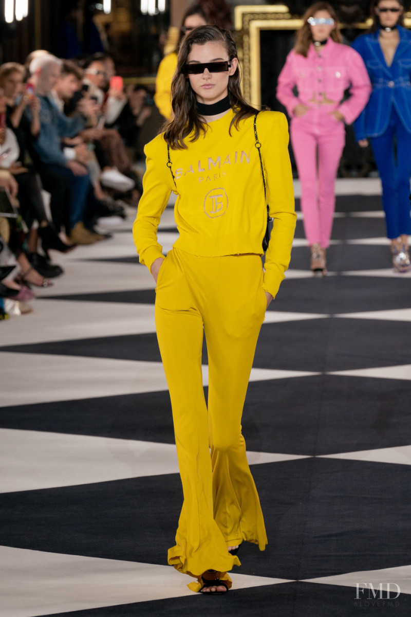 Sara Dijkink featured in  the Balmain fashion show for Spring/Summer 2020