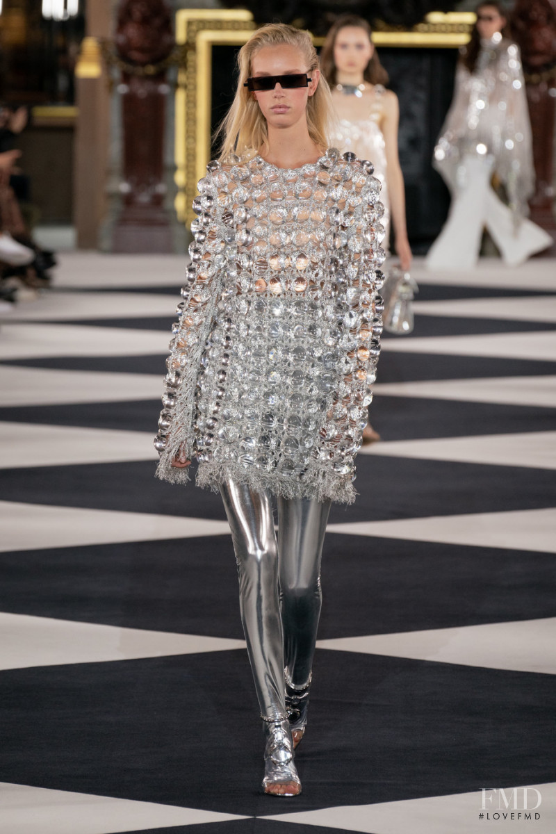 Jessie Bloemendaal featured in  the Balmain fashion show for Spring/Summer 2020