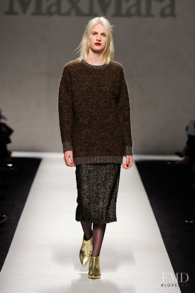 Ashleigh Good featured in  the Max Mara fashion show for Autumn/Winter 2014