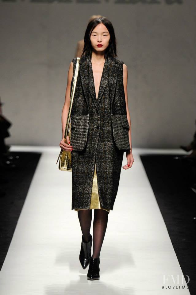 Xiao Wen Ju featured in  the Max Mara fashion show for Autumn/Winter 2014