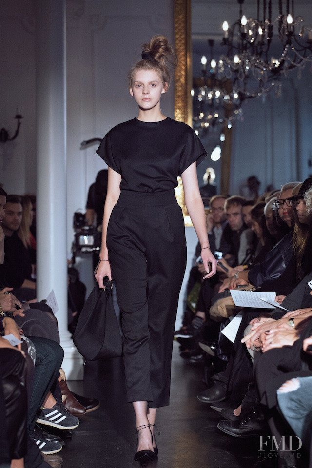 Ania Kuczynska fashion show for Autumn/Winter 2014