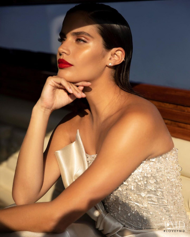 Sara Sampaio featured in  the Armani Beauty Luminous Silk Foundation advertisement for Autumn/Winter 2019