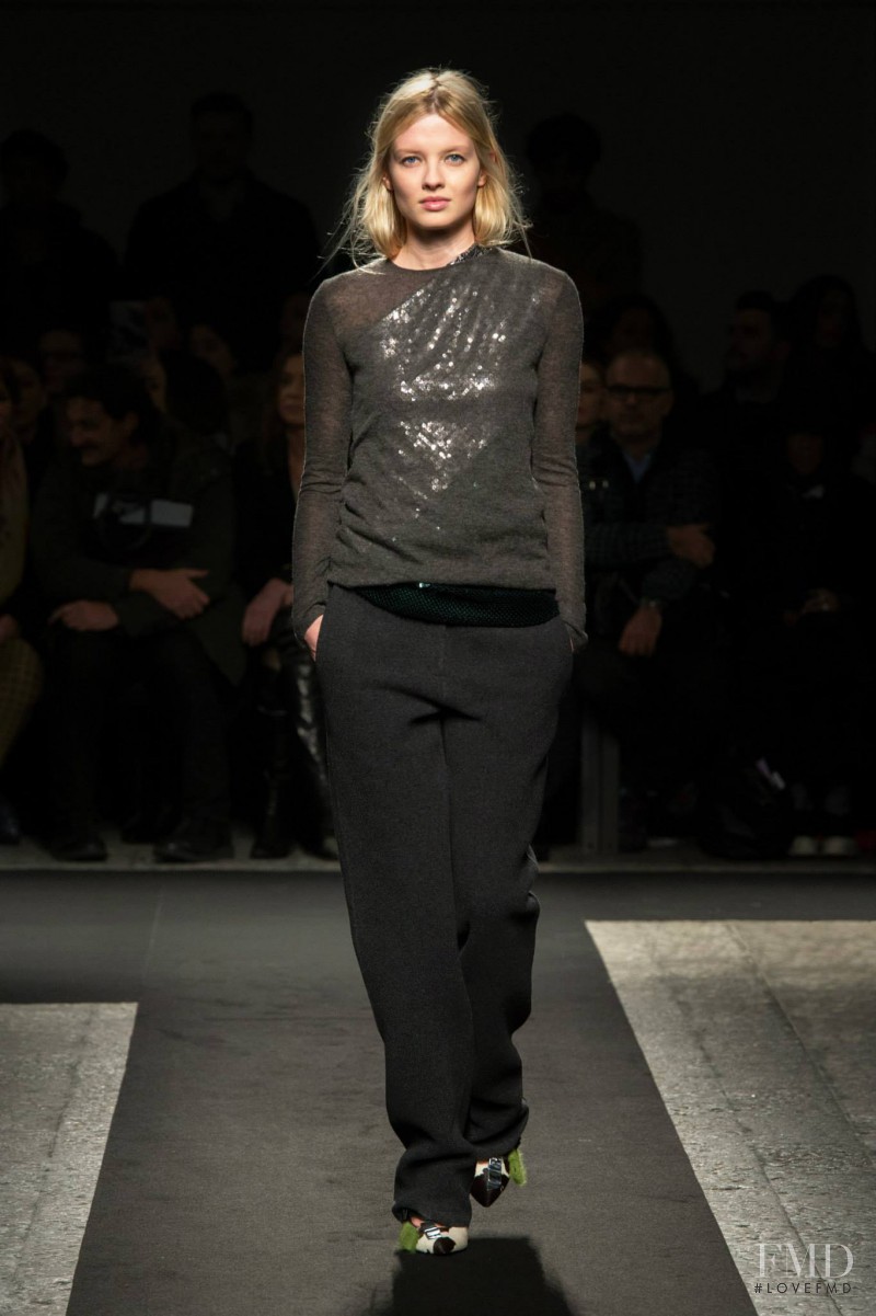 Natalia Siodmiak featured in  the N° 21 fashion show for Autumn/Winter 2014