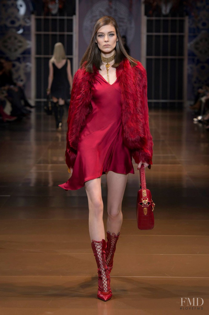Kati Nescher featured in  the Versace fashion show for Autumn/Winter 2014