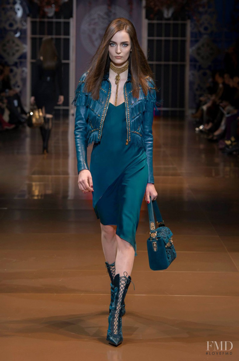Zuzanna Bijoch featured in  the Versace fashion show for Autumn/Winter 2014