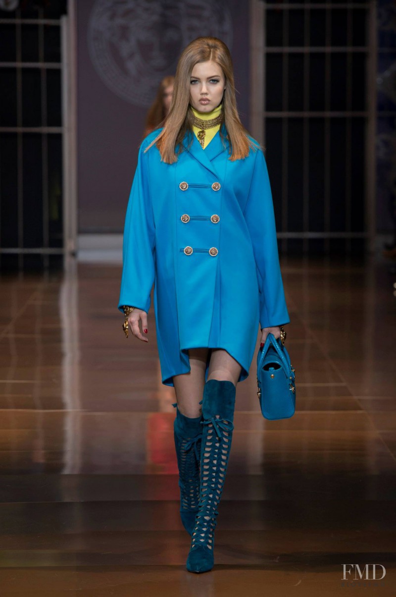 Lindsey Wixson featured in  the Versace fashion show for Autumn/Winter 2014