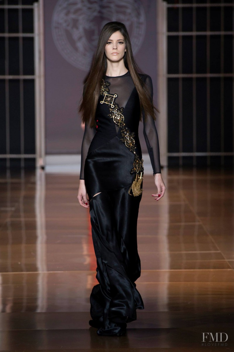 Carla Ciffoni featured in  the Versace fashion show for Autumn/Winter 2014
