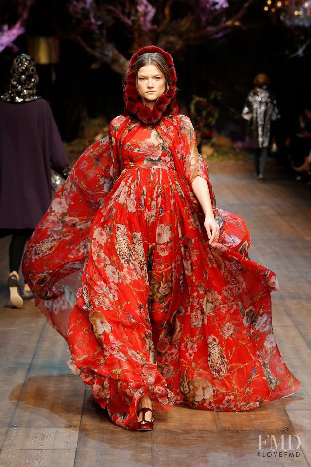 Kasia Struss featured in  the Dolce & Gabbana fashion show for Autumn/Winter 2014