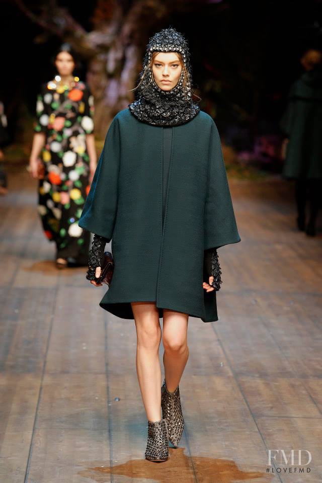 Ondria Hardin featured in  the Dolce & Gabbana fashion show for Autumn/Winter 2014