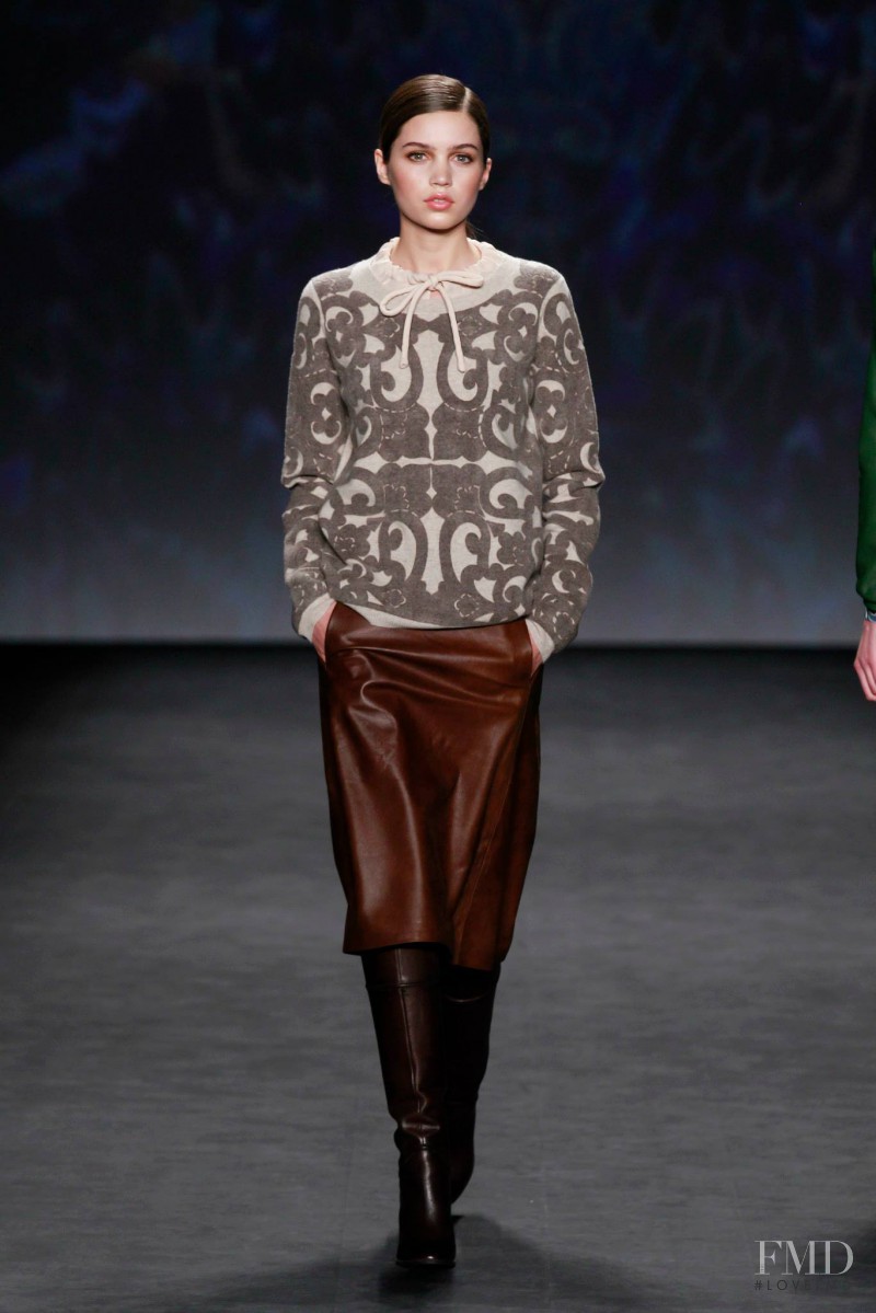 Vivienne Tam fashion show for Autumn/Winter 2014