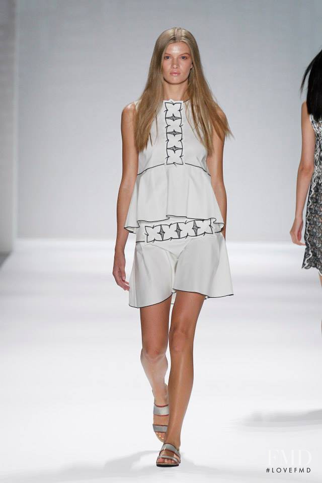 Vivienne Tam fashion show for Spring/Summer 2014