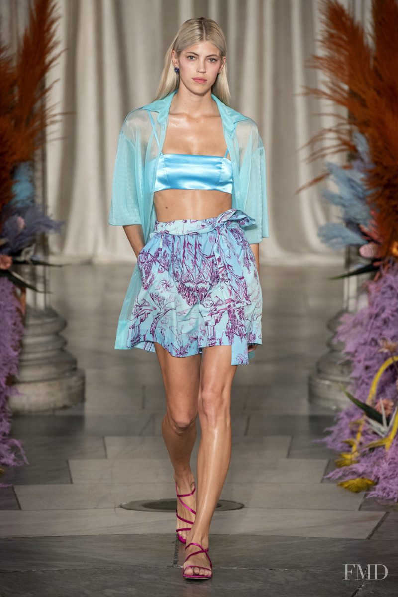 Devon Windsor featured in  the Staud fashion show for Spring/Summer 2020