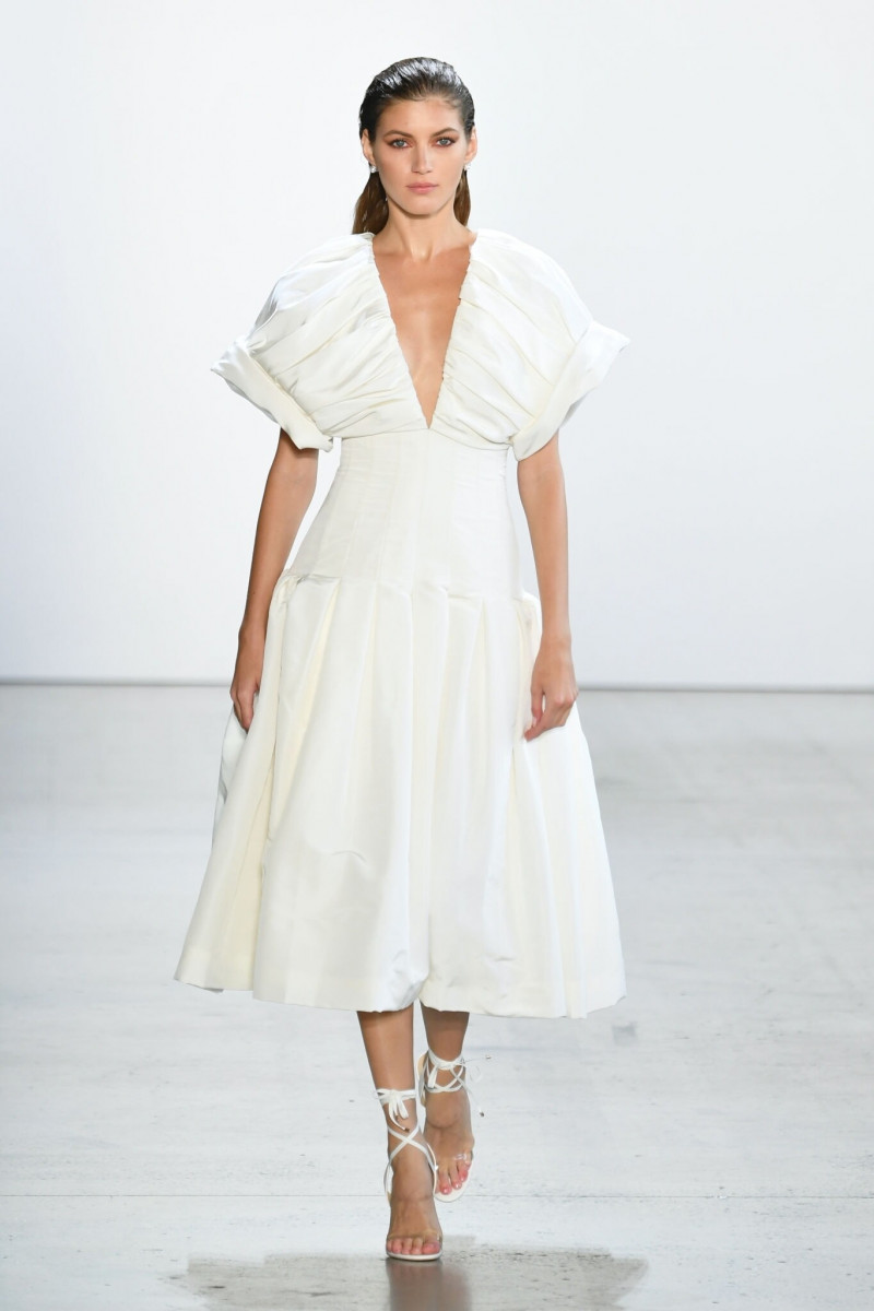 Valery Kaufman featured in  the Cong Tri fashion show for Spring/Summer 2020