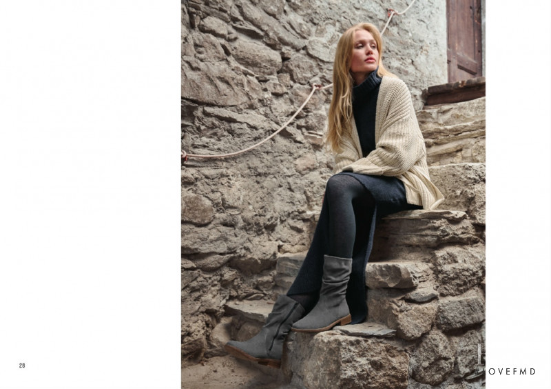 Camilla Forchhammer Christensen featured in  the Sioux advertisement for Autumn/Winter 2018