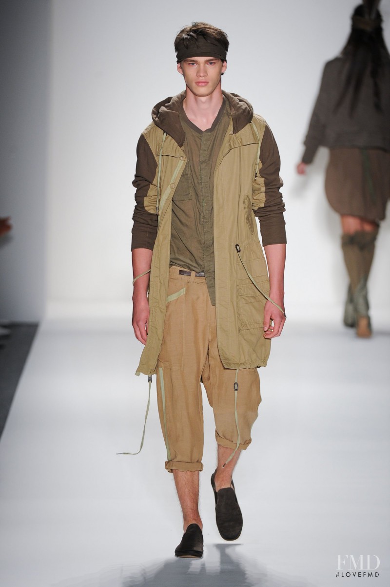 Nicholas K fashion show for Spring/Summer 2014