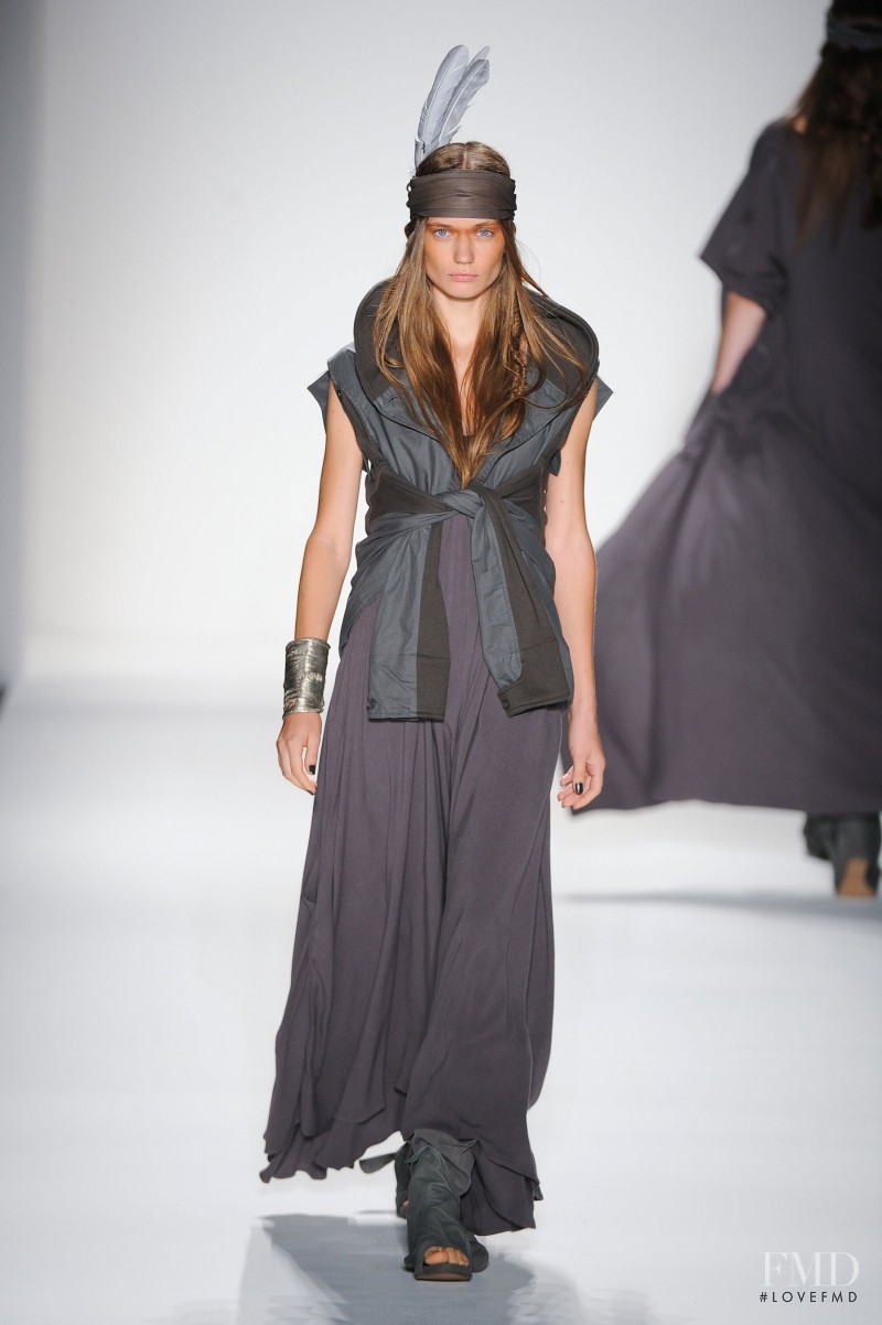 Nicholas K fashion show for Spring/Summer 2014