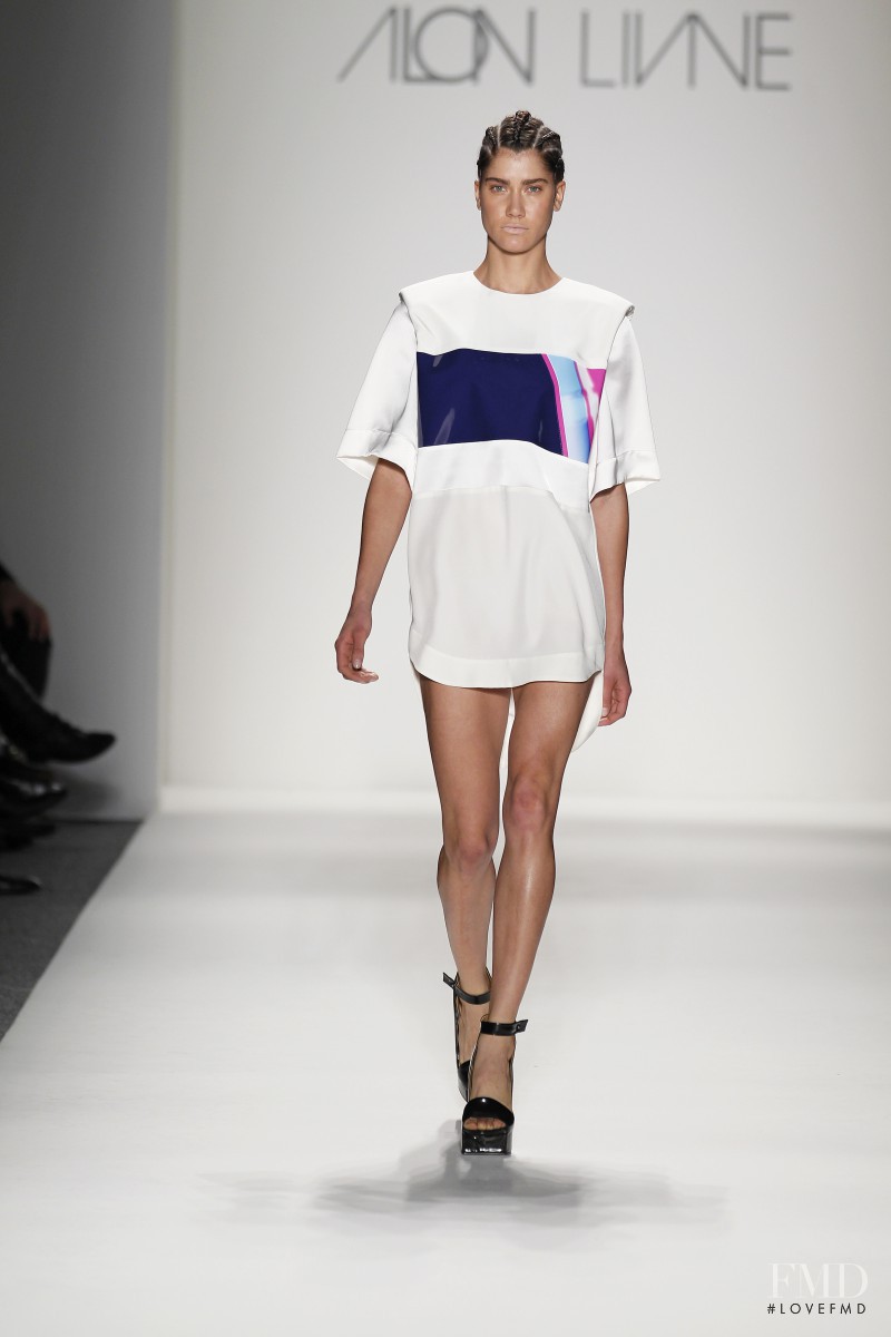 Alon Livnï¿½ fashion show for Spring/Summer 2014