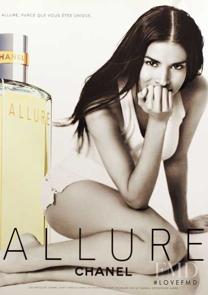 Patricia Velasquez featured in  the Chanel Parfums Allure advertisement for Autumn/Winter 1997