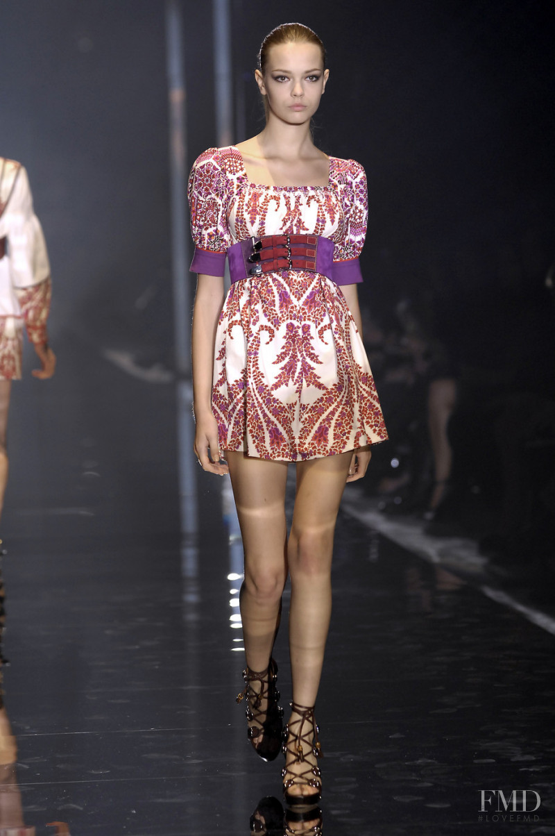 Mina Cvetkovic featured in  the Gucci fashion show for Spring/Summer 2007