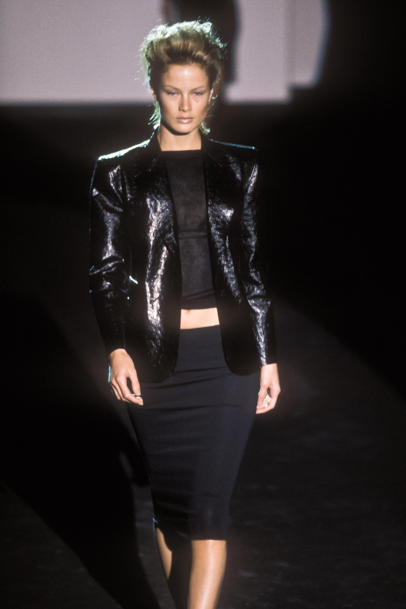 Carolyn Murphy featured in  the Gucci fashion show for Spring/Summer 1998