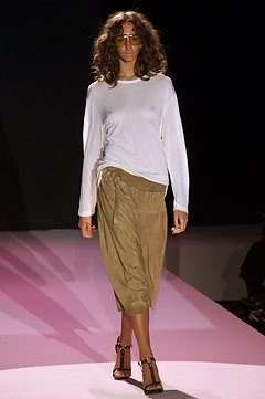 Gucci fashion show for Spring/Summer 2002