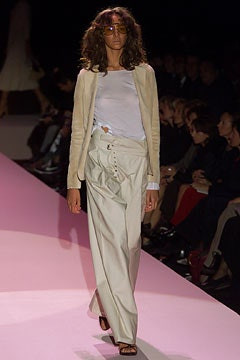 Gucci fashion show for Spring/Summer 2002