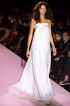 Gucci fashion show for Spring/Summer 2002