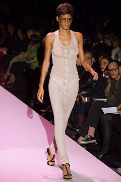 Gucci fashion show for Spring/Summer 2002