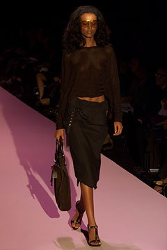 Gucci fashion show for Spring/Summer 2002