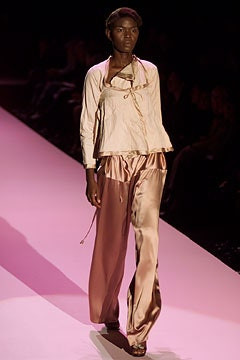 Gucci fashion show for Spring/Summer 2002