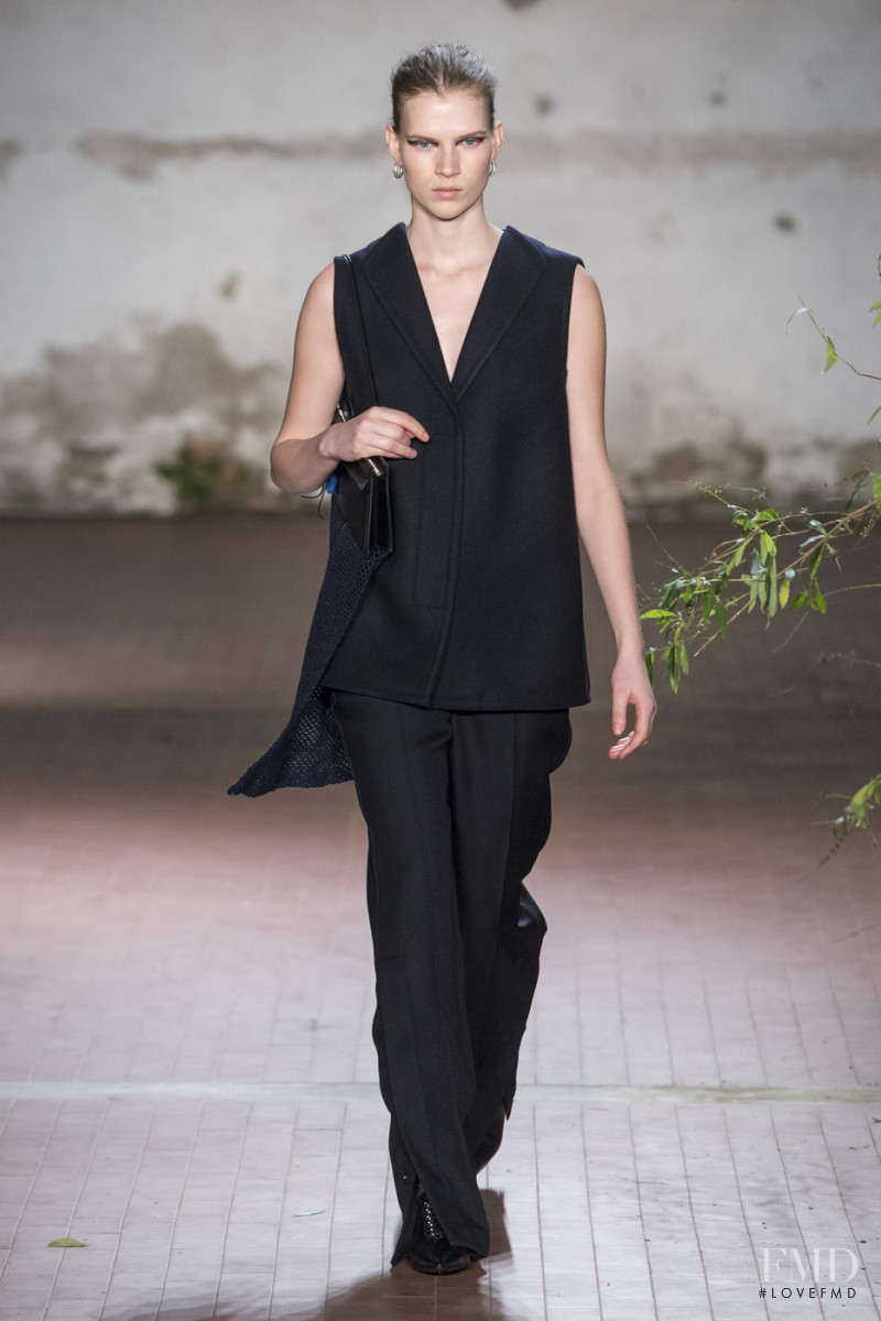 Jil Sander fashion show for Autumn/Winter 2019