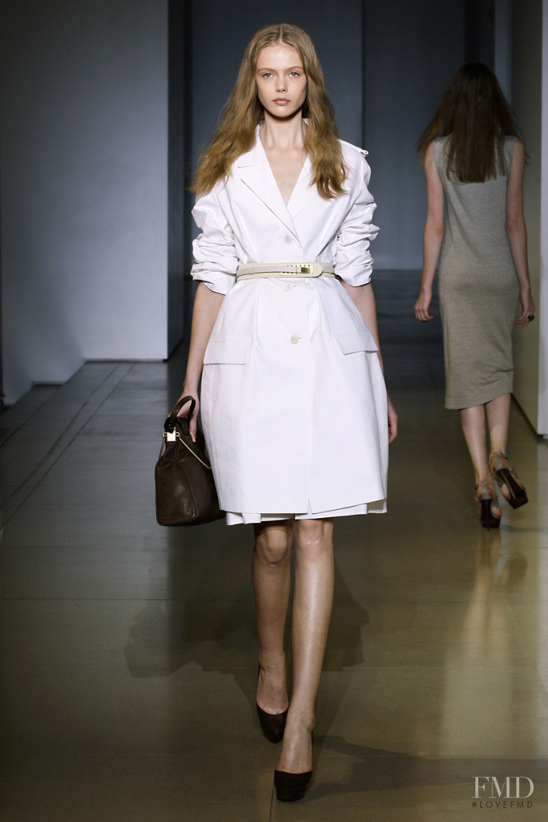 Jil Sander fashion show for Spring/Summer 2010