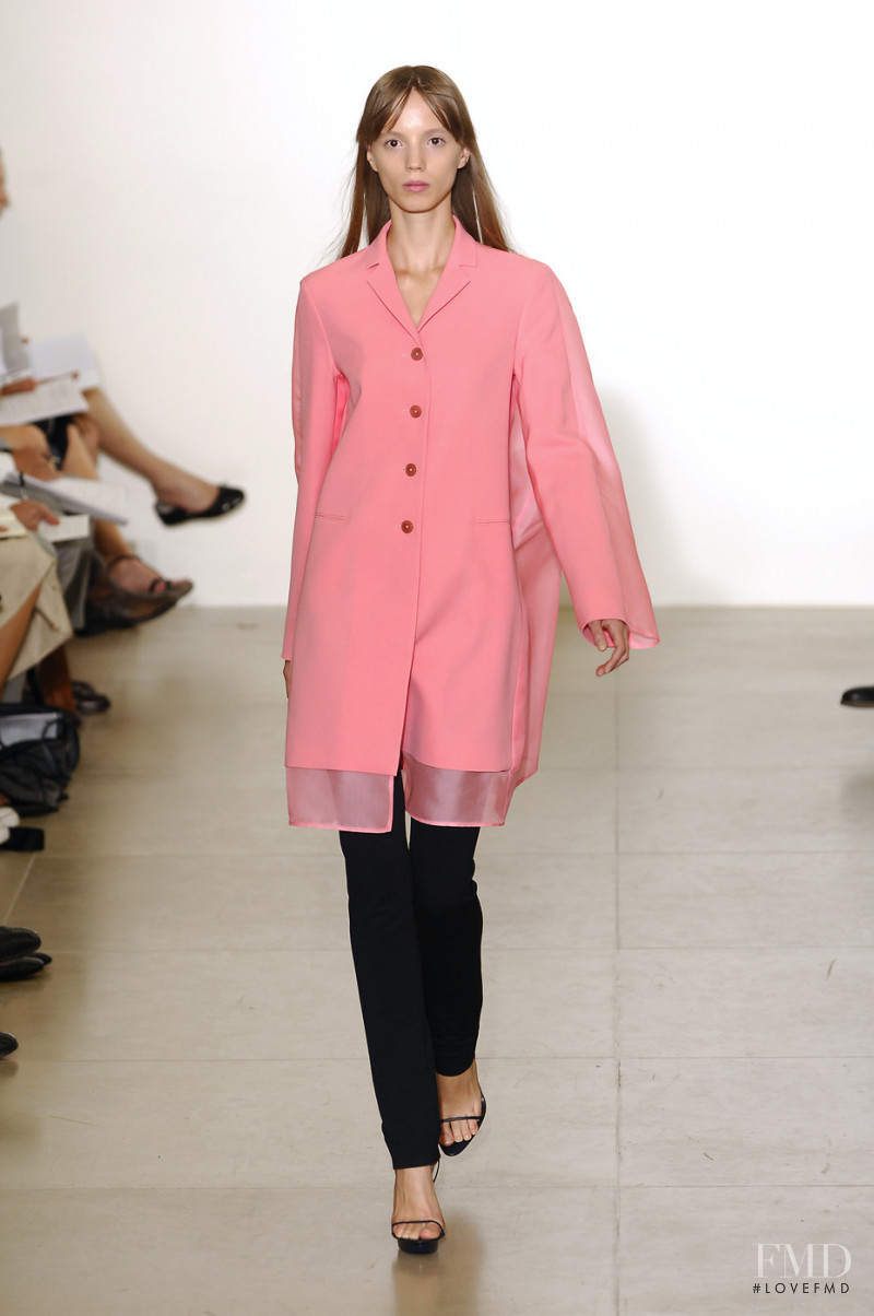 Serafima Vakulenko featured in  the Jil Sander fashion show for Spring/Summer 2008