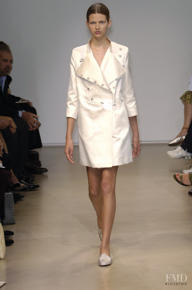 Bette Franke featured in  the Jil Sander fashion show for Spring/Summer 2006