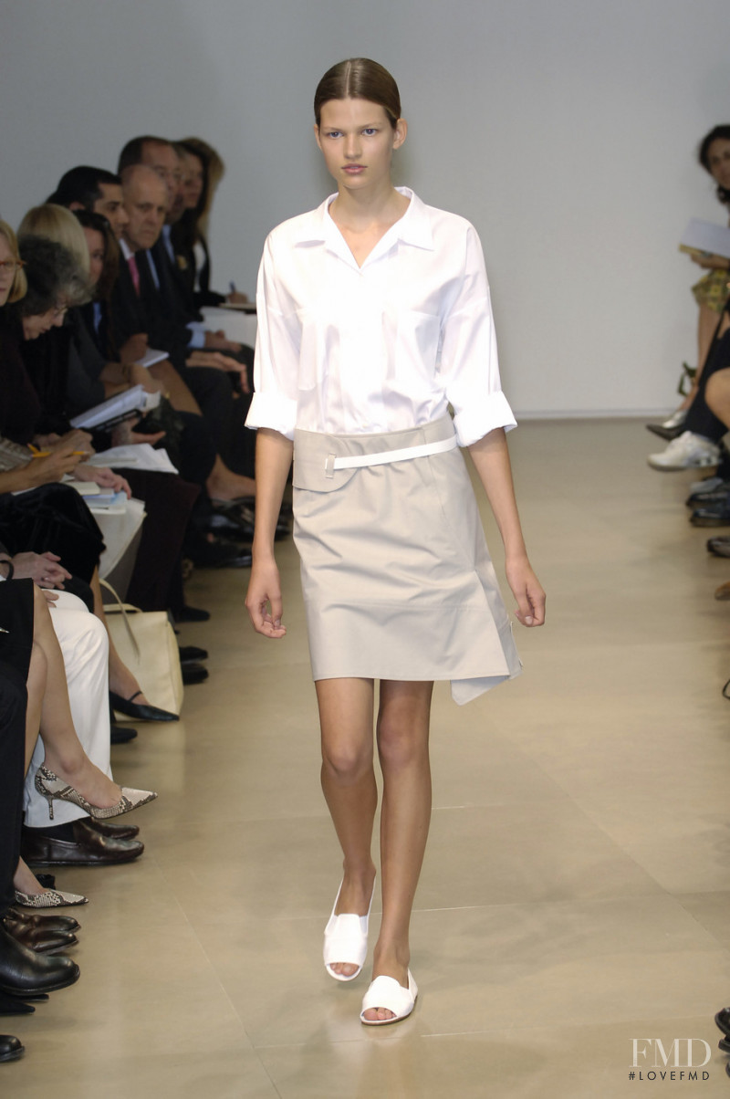 Bette Franke featured in  the Jil Sander fashion show for Spring/Summer 2006