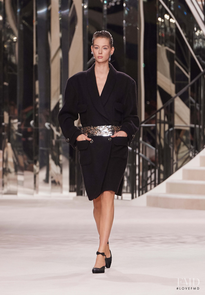 Lauren de Graaf featured in  the Chanel fashion show for Pre-Fall 2020