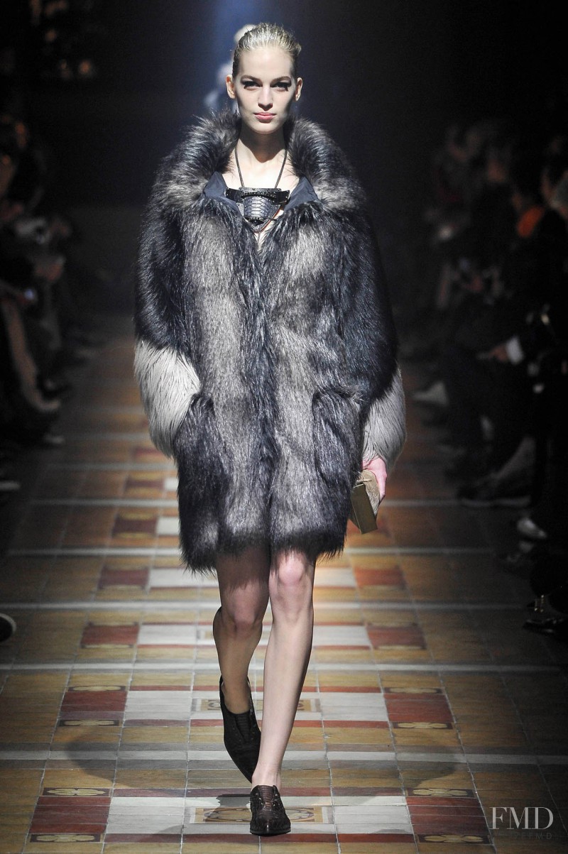 Vanessa Axente featured in  the Lanvin fashion show for Autumn/Winter 2014