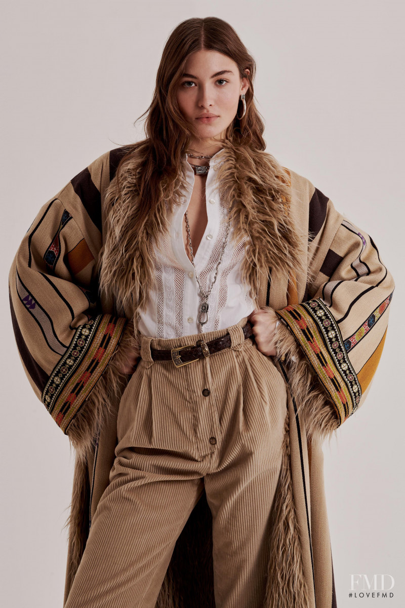 Grace Elizabeth featured in  the Etro lookbook for Pre-Fall 2020