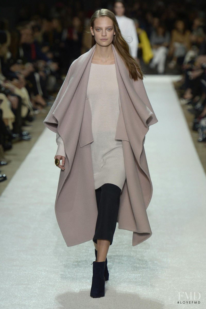 Ine Neefs featured in  the Chloe fashion show for Autumn/Winter 2014