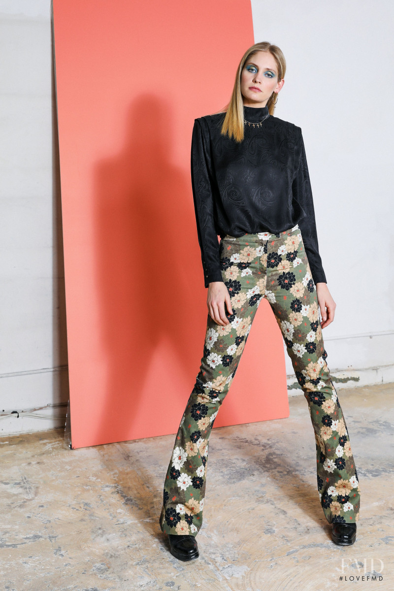 Nicole Miller lookbook for Pre-Fall 2020