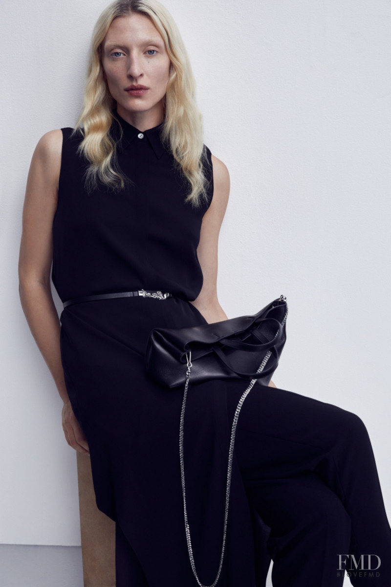 Maggie Maurer featured in  the Theory lookbook for Pre-Fall 2020