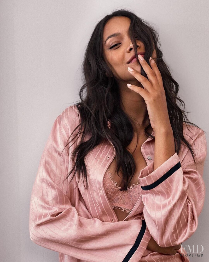 Lais Ribeiro featured in  the Victoria\'s Secret advertisement for Christmas 2019