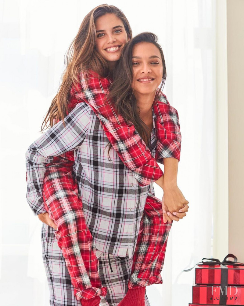 Lais Ribeiro featured in  the Victoria\'s Secret advertisement for Christmas 2019