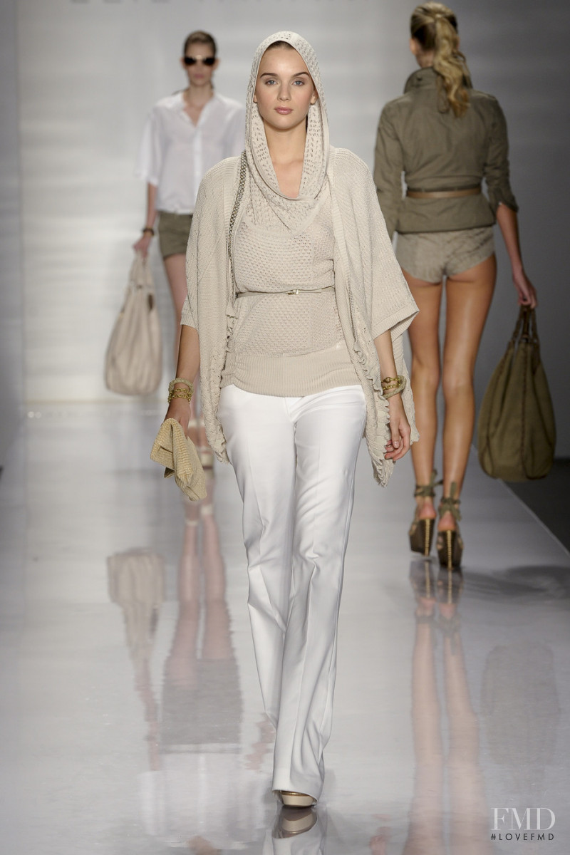 Elie Tahari fashion show for Spring/Summer 2011