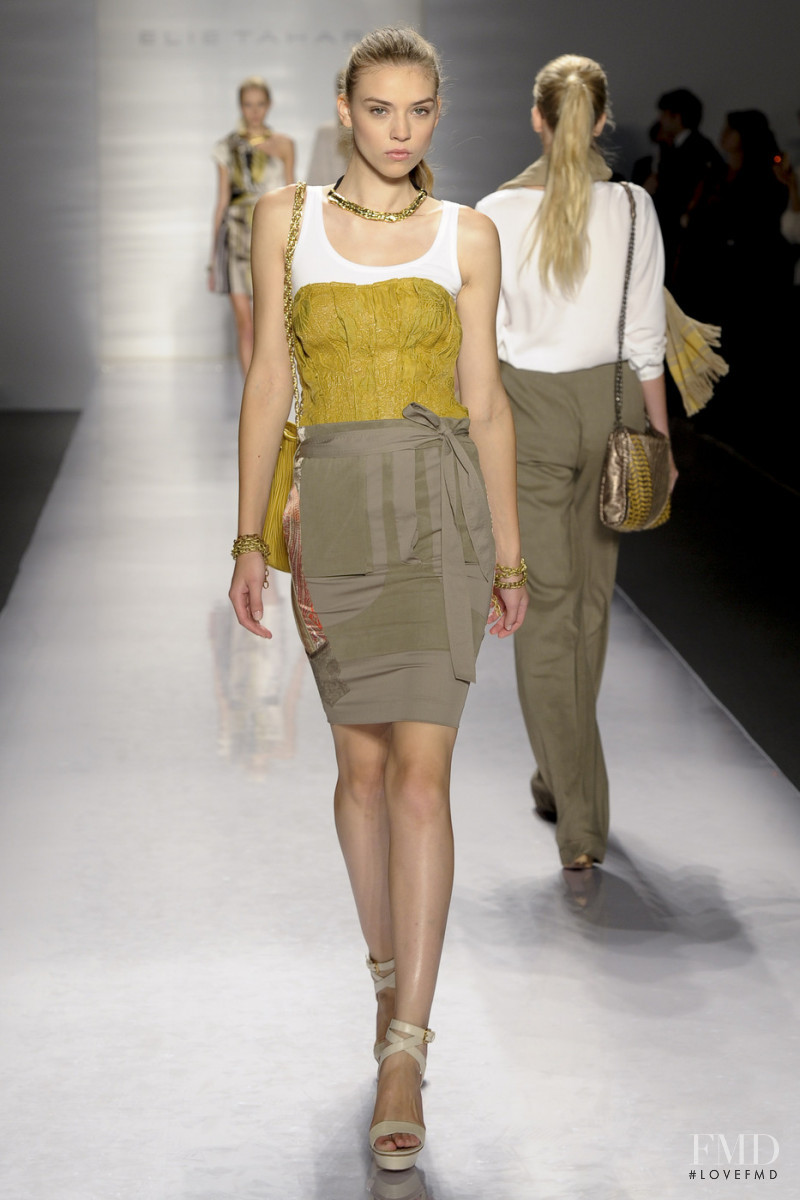 Elie Tahari fashion show for Spring/Summer 2011