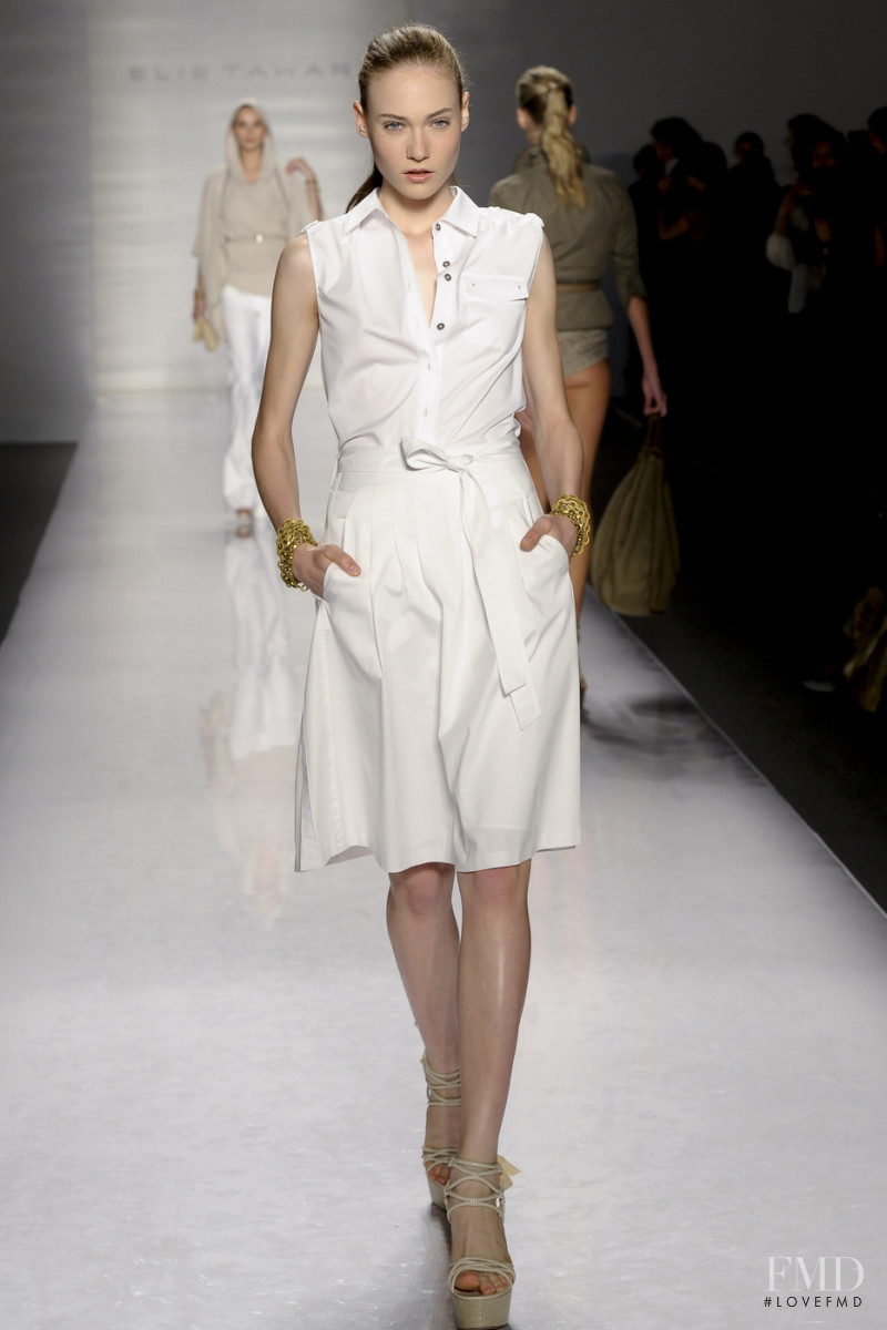 Elie Tahari fashion show for Spring/Summer 2011