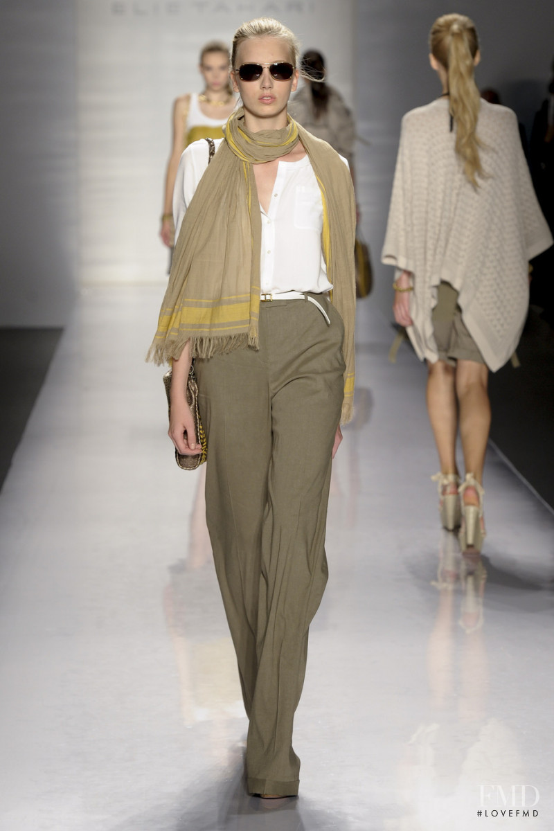 Elie Tahari fashion show for Spring/Summer 2011