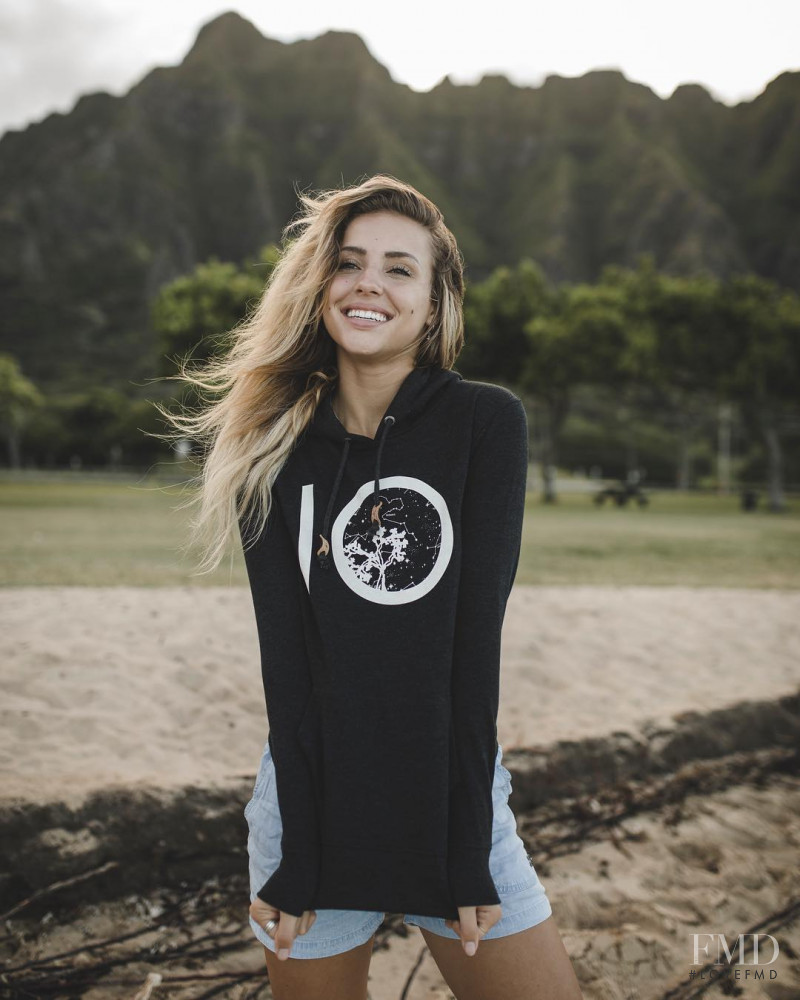 Charly Jordan featured in  the tentree lookbook for Spring/Summer 2018