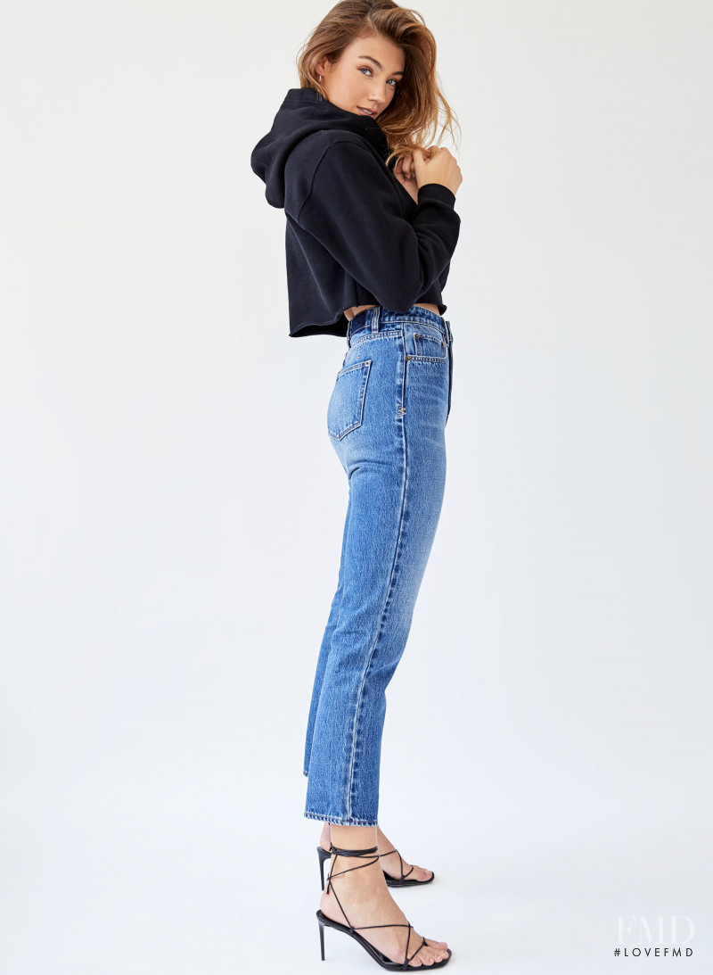 Lorena Rae featured in  the Aritzia catalogue for Pre-Fall 2019